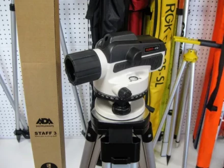 Нивелир ADA Ruber 32 + Рейка ADA STAFF 3 + Штатив на винтах ADA Light S купить в Уфе