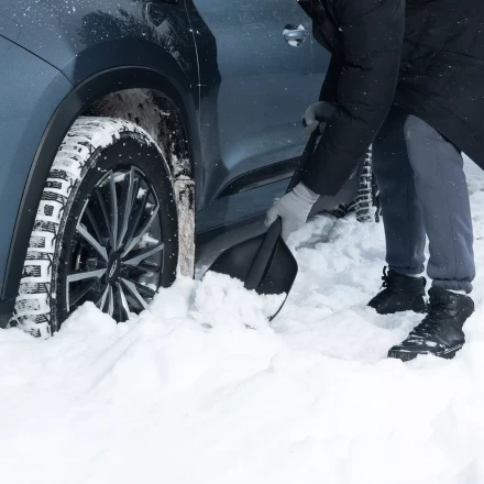 Лопата автомобильная Denzel, 230х290х690мм, сверхпрочный полиамид, 61670 купить в Уфе