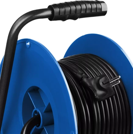 Удлинитель на катушке &quot;ПВС 315&quot;, 40 м, 3500 Вт, 4 гнезда, IP44, ПВС 3х1,5 кв мм, ЗУБР 55081-40 купить в Уфе