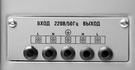 ЗУБР 5000ВА, 5 кВт, автоматический стабилизатор напряжения, Профессионал (59380-5) купить в Уфе
