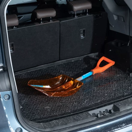 Лопата для уборки снега Сибртех 61673, поликарбонат, 270х360х840 мм, стальной черенок, усиленная купить в Уфе