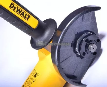 Угловая шлифмашина DeWalt DWE 4215 купить в Уфе