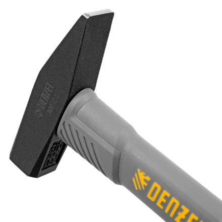 Молоток слесарный, 300 г Denzel, кованый, фибергласовая рукоятка c TPR покрытием 10483 купить в Уфе
