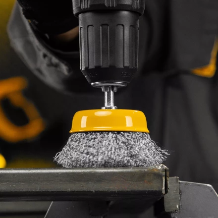 Щетка для дрели Denzel, 75 мм, Чашка, со шпилькой, нержавеющая витая проволока, 744773 купить в Уфе