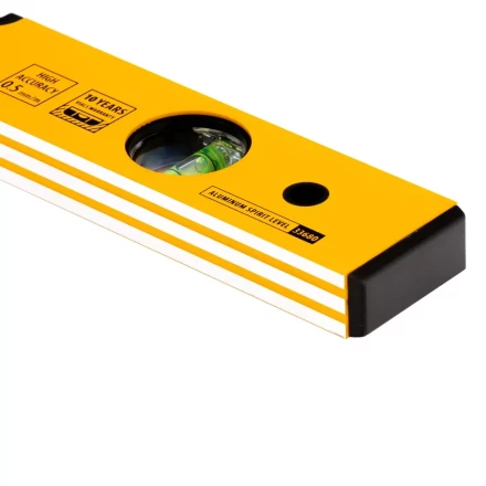 Уровень алюминиевый, 400 мм, фрезерованный, 3 глазка Denzel 33680 купить в Уфе