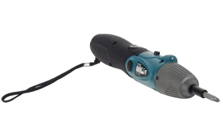 Отвертка Makita 6723DW с набором бит в кейсе купить в Уфе