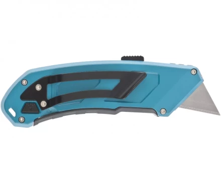 Нож 130 мм алюм. корпус выдв. трапец. лезвие 18 мм SK-5 клипса для ремня + 4 лезвия GROSS 78899 купить в Уфе