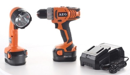 Аккумуляторная дрель AEG BS 12 G2 NC-142 CF 443769 купить в Уфе