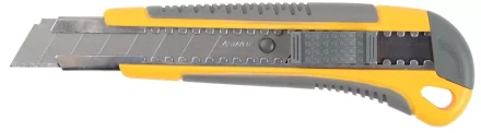 Нож STAYER &quot;MASTER&quot; с выдвижным сегмент. лезвием, пластмассовый, 18мм 0916 купить в Уфе