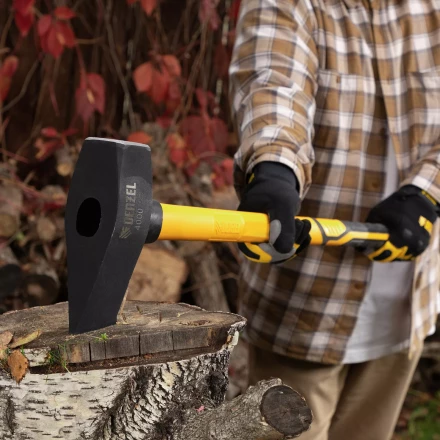 Колун-кувалда 4000 г Denzel 21852, кованая, фибергласовая  рукоятка c TPR покрытием, 880 мм купить в Уфе