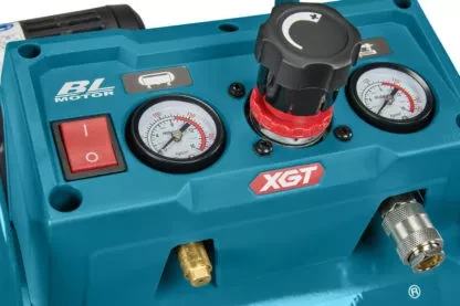 Компрессор аккумуляторный  Makita AC001GZ (9.3 bar, 40V,  без АКБ и ЗУ) купить в Уфе