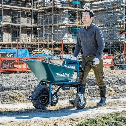 Аккумуляторная тележка Makita DCU180Z (без АКБ и ЗУ) купить в Уфе
