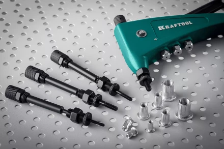 Резьбовая насадка для заклепочника KRAFTOOL 31180-M6 купить в Уфе
