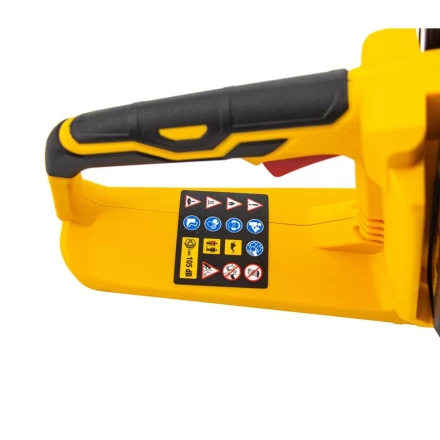 Цепная пила аккумуляторная бесщеточная RCS400-36, Li-ion, 36 В, 4 Ач, шина 400 мм Denzel 58610 купить в Уфе