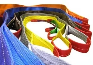 Ремень буксировочный  4т К. L=6.0 м 30 мм в 1 слой с двумя петлями купить в Уфе