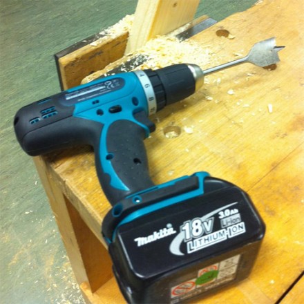 Дрель-шуруповерт аккумуляторная Makita DDF453RFE купить в Уфе