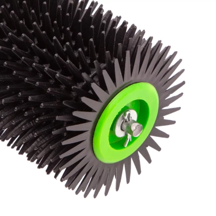 Валик игольчатый для наливных полов с ручкой, острая игла, 240 мм Сибртех 81110 купить в Уфе