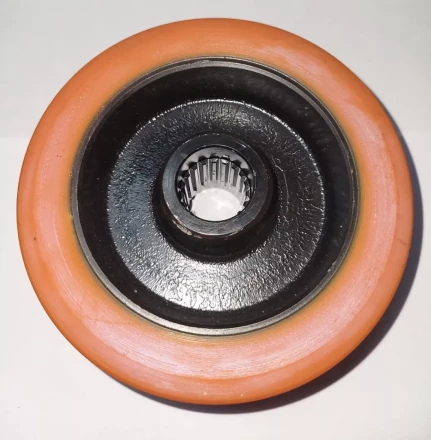 Колесо ведущее 140х55 для тележки гидравлической PPT18H/20Н 1011977 купить в Уфе