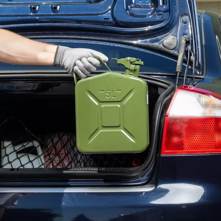 Канистра для ГСМ Stels 53143, металлическая, 5 литров купить в Уфе