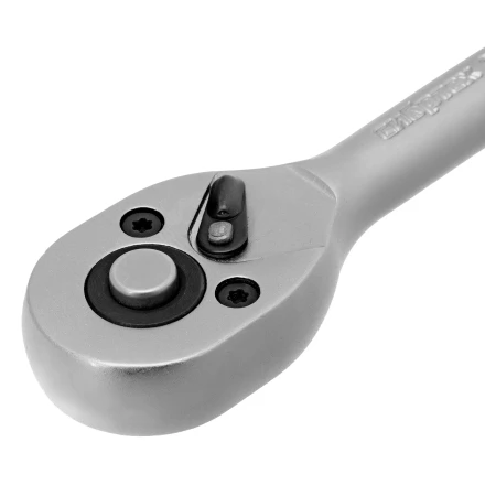 Ключ-трещотка 1/4&quot;, 45 зубьев, с быстрым сбросом, матовый хром Сибртех 14021 купить в Уфе