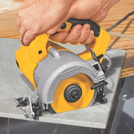Плиткорез  DWC 410 1300Вт DeWalt купить в Уфе