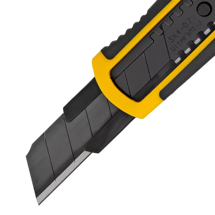 Нож Denzel, 18 мм, сменное лезвие, SK4, корпус из ABS + TPR, торцевой зажим, 78903 купить в Уфе