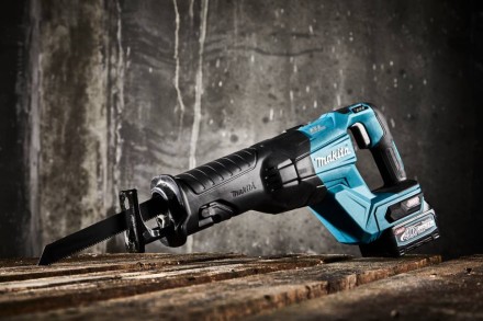 Аккумуляторная сабельная пила Makita XGT JR001GM201 купить в Уфе