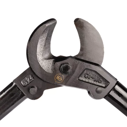 Ножницы для резки кабеля с ленточной броней КВТ НК-35  до 25 мм (101857) купить в Уфе