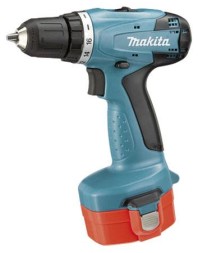 Дрель-шуруповерт аккумуляторная Makita 6281DWALE