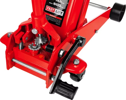 Домкрат гидравлический подкатной &quot;RED FORCE&quot;, с педалью, 3,5т, 145-500мм, STAYER 43155-3.5 43155-3.5 купить в Уфе