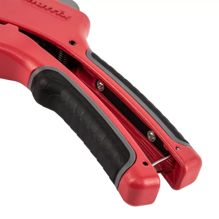 Ножницы для резки изделий из ПВХ, D до 42 мм, лезвие из нерж. стали, автоматич. Matrix 78411 купить в Уфе