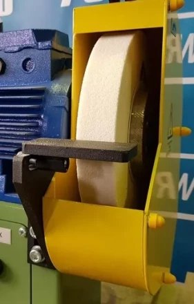 Настольный точильно-шлифовальный станок ТШ 1.25 (с ПП-750/У) круг 250х40х76 купить в Уфе