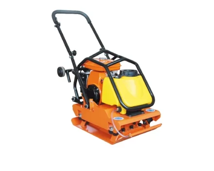 Виброплита TOR C-95T(R) 109 кг, 18кН (Loncin)  бак, колесный комплект уценка 1048937 купить в Уфе