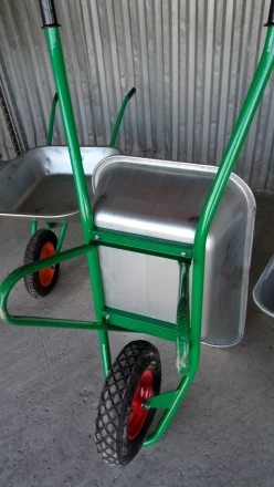 Тачка садово-строительная усиленная грузоподъемность 200 кг объем 90 л PALISAD 68935 купить в Уфе