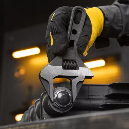 Ключ разводной 185 мм Denzel 15754, CrV, кованый, укороченная рукоятка купить в Уфе