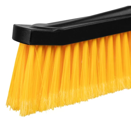 Щетка-сметка для снега со скребком 600 мм Denzel 55325 купить в Уфе