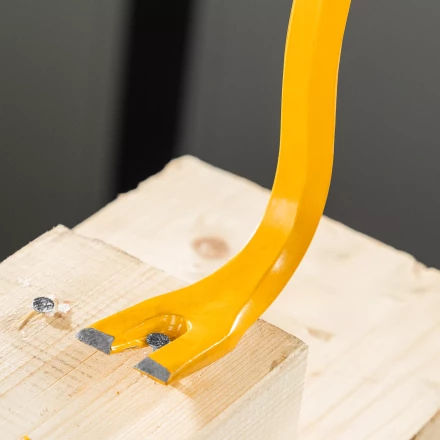 Лом-гвоздодер Denzel, 600 мм, шестигранный 16 мм, окрашенный, сталь 65, 25203 купить в Уфе