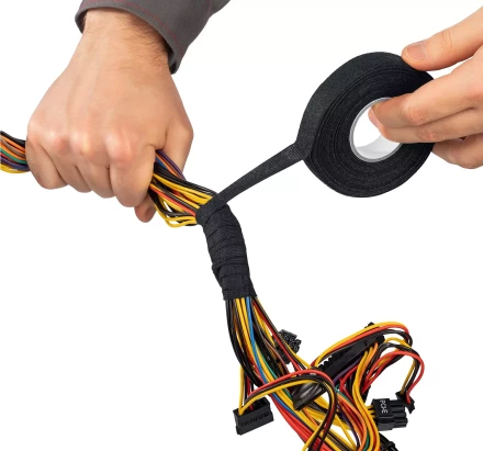 ЗУБР АВТО-ФЛИС, 19 мм х 15 м, черная, изолента на велюровой основе с ворсом, Профессионал (1239-2) купить в Уфе