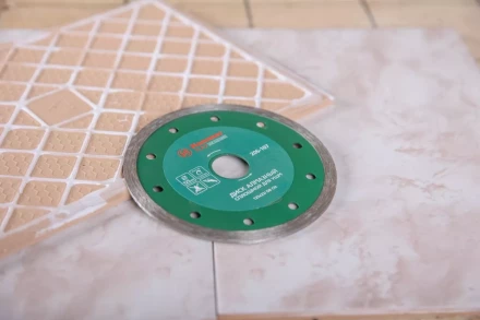 Круг алмазный HAMMER Ф125х22мм по керамике (206-107 DB CN) купить в Уфе