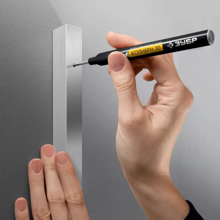 ЗУБР Колибри-30 черный, наконечник L 30 мм,  2.8 мм, перманентный маркер для отверстий (06338-2) купить в Уфе