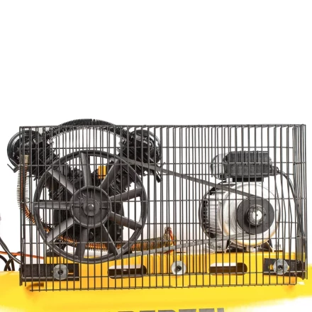 Компрессор воздушный BCV2200/100, ременный привод, 2.2 кВт, 100 литров, 370 л/мин Denzel 58110 купить в Уфе