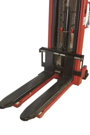 Штабелер гидравлический 2,0 т 2,0 м TOR CTY-EH с раздвижными вилами 1005764 купить в Уфе