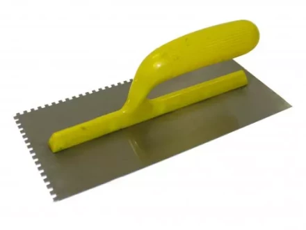 Гладилка 130х280 мм зуб 4х4 мм Энкор 9905 купить в Уфе