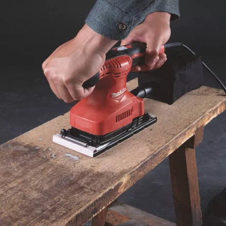 Виброшлифмашина Makita M9203 купить в Уфе