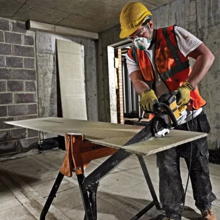 Алигаторная пила DeWalt DWE 396 купить в Уфе