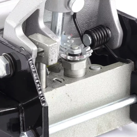 Домкрат гидравлический подкатной 3.5 т h подъема 145–490 мм с педалью MATRIX MASTER 51045 купить в Уфе