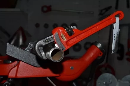 Прямой трубный ключ для тяжелых работ 8  31005 купить в Уфе