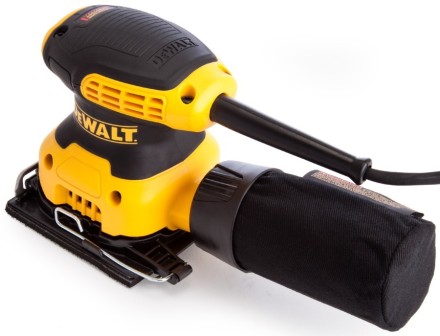 Шлифмашина ВШМ DeWalt DWE6411 купить в Уфе