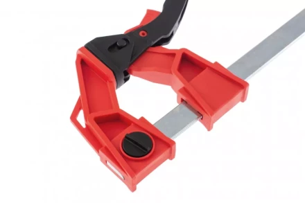 Струбцина реечная быстрозажимная усиленная пластиковый корпус рычажно-храповой механизм 150 х 100 х 306 мм штанга 5 х 22 мм Matrix 20725 купить в Уфе