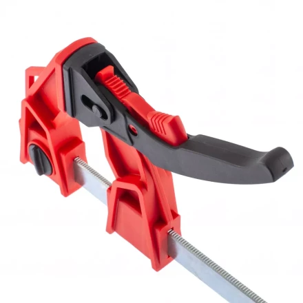 Струбцина реечная быстрозажимная усиленная пластиковый корпус рычажно-храповой механизм 150 х 100 х 306 мм штанга 5 х 22 мм Matrix 20725 купить в Уфе